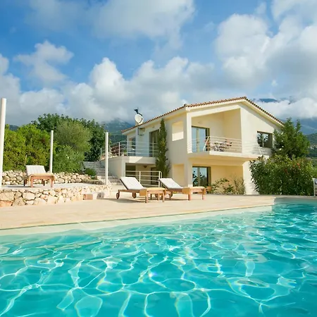 Villa Ideales *