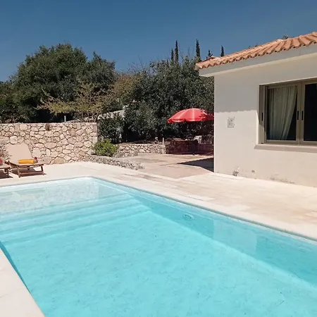 Ideales וילה Mousata