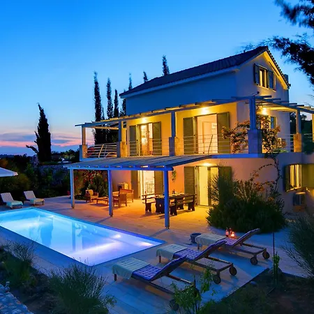 Villa Ideales *