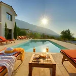 Ideales Villa Mousata