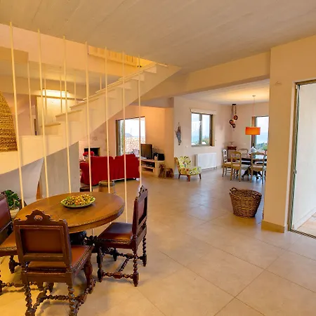 Villa Ideales *