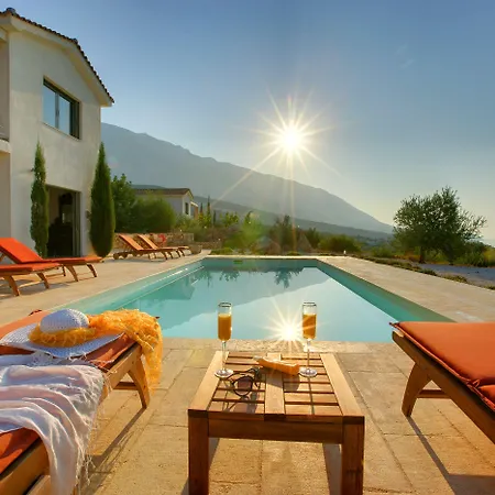 Ideales Villa Mousata